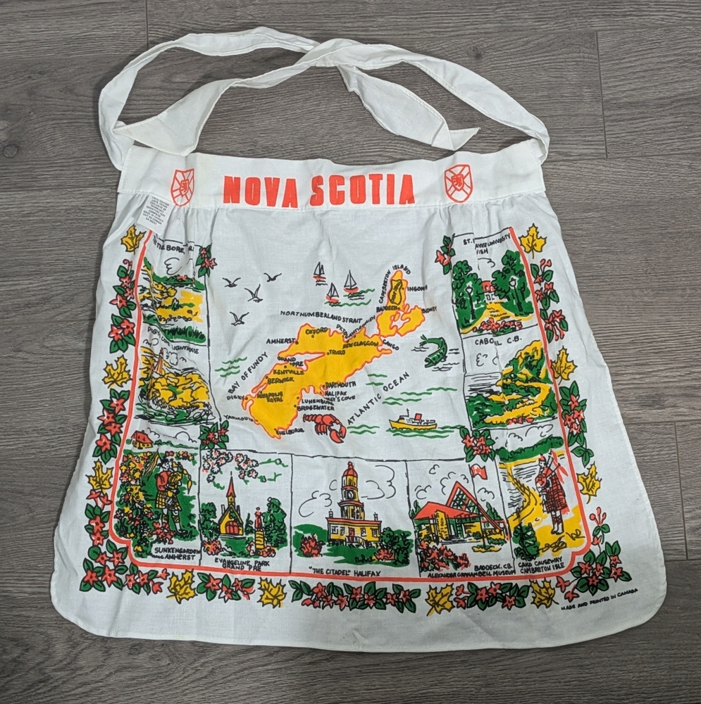**3/$16 SALE - Vintage Nova Scotia Apron